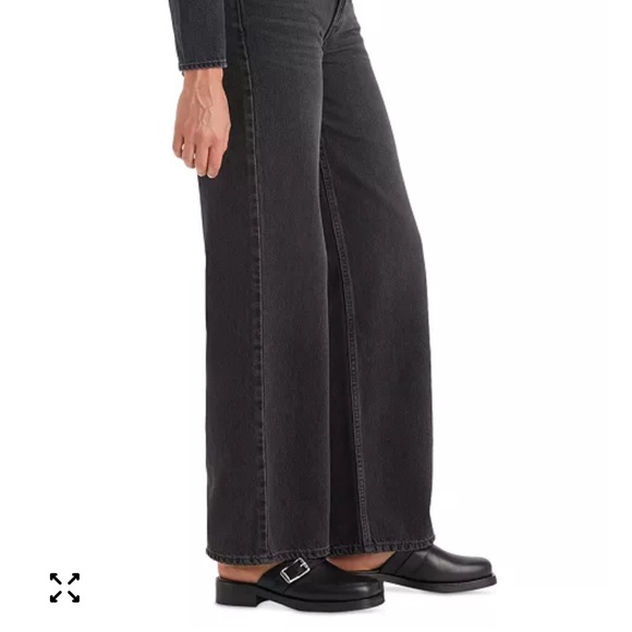 Levi's Women's super low double button relaxed, fit denim - Picture 2 of 7